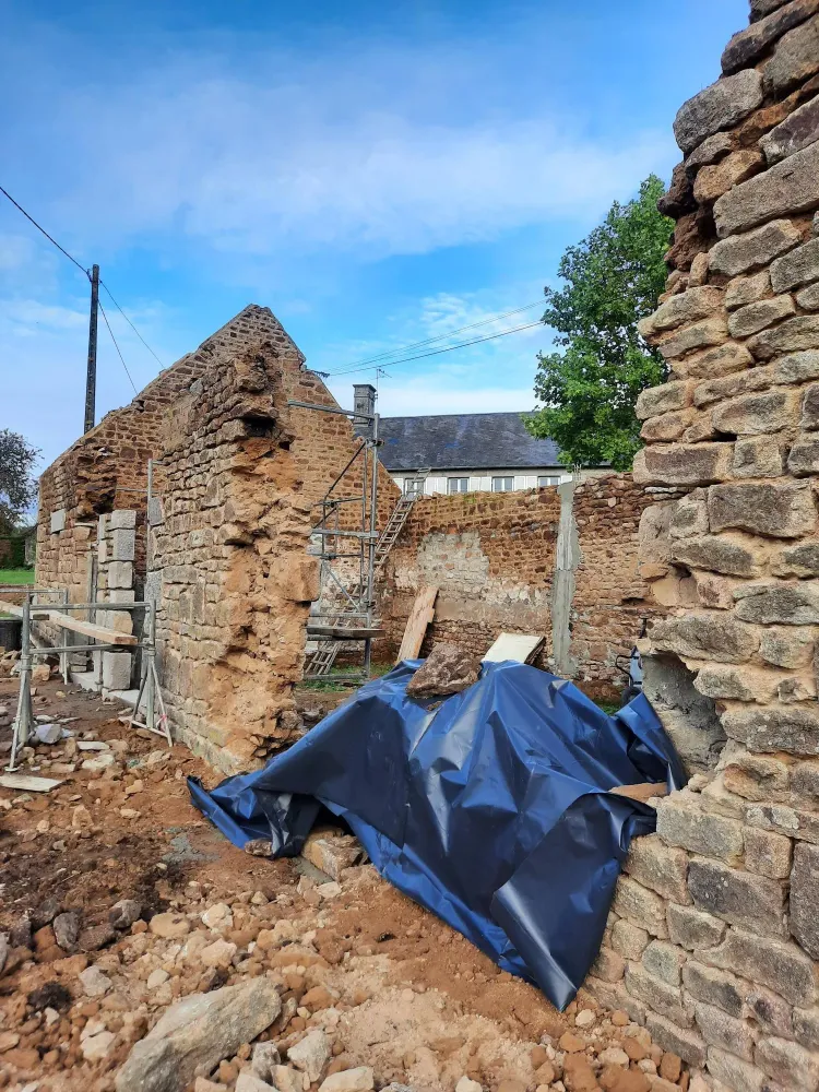 Chantier taille de pierre